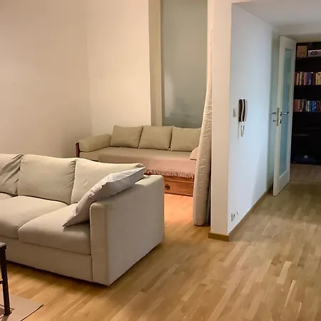 Quiet, Spacious And New 72m2 Old Town - Perfect For 4-6