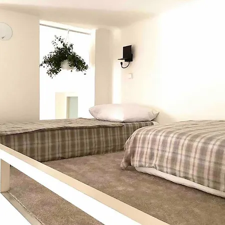 شقة Quiet, Spacious And New 72m2 Old Town - Perfect For 4-6