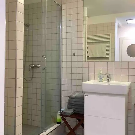 Quiet, Spacious And New 72m2 Old Town - Perfect For 4-6 * براغ