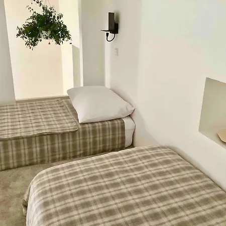 Quiet, Spacious And New 72m2 Old Town - Perfect For 4-6