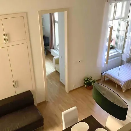 Quiet, Spacious And New 72m2 Old Town - Perfect For 4-6 *