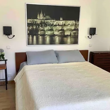 Quiet, Spacious And New 72m2 Old Town - Perfect For 4-6 *