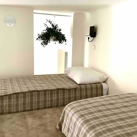 شقة Quiet, Spacious And New 72m2 Old Town - Perfect For 4-6 *