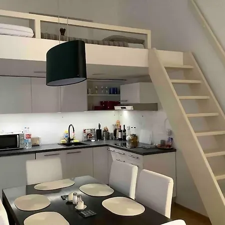 Quiet, Spacious And New 72m2 Old Town - Perfect For 4-6 * براغ