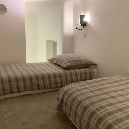Quiet, Spacious And New 72m2 Old Town - Perfect For 4-6 *