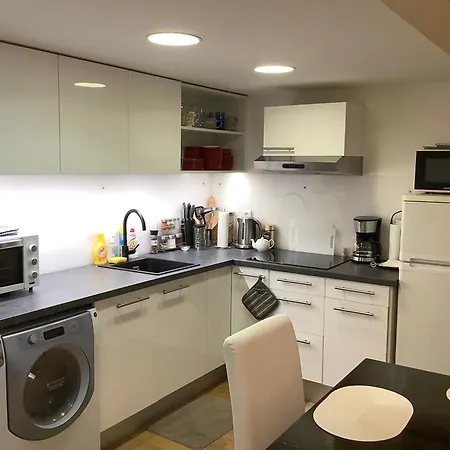 Quiet, Spacious And New 72m2 Old Town - Perfect For 4-6 شقة براغ